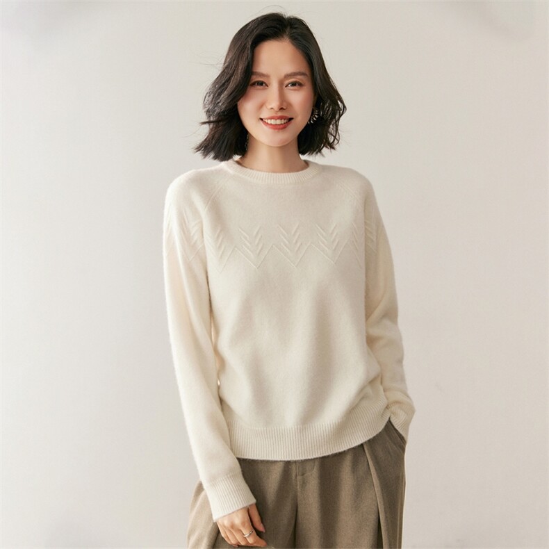 2025年秋季纯色圆领针织衫休闲百搭，女装针织衫/毛衣，鸥蕊娅羊绒