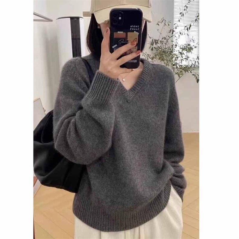秋冬新款纯色针织v领套头上衣时尚百搭,女装羊绒衫,鹿一羊绒
