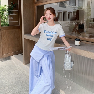 2025夏季韩系休闲慵懒松弛感淡人套装白色字母上衣条纹阔腿裤套装图片