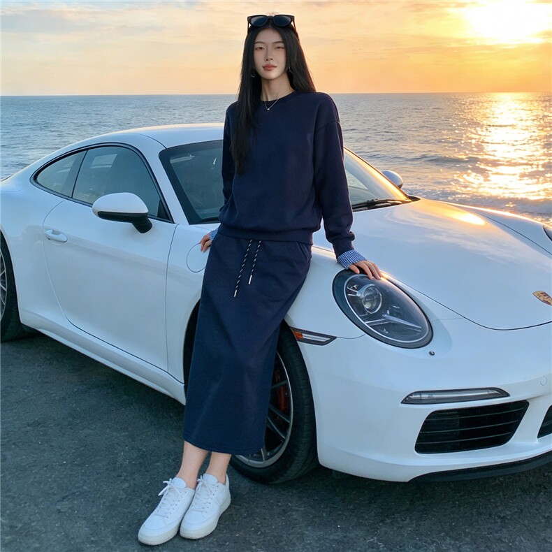 个性简约休闲时尚套装女春季袖口拼接色设计圆领卫衣半身裙两件套,女装套装/套裙,江南
