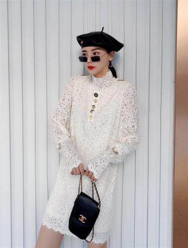 【现货】毛绒蕾丝连衣裙，女装连衣裙，艾丹迪蔓