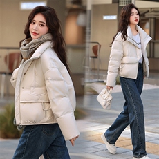 现货！2023新款冬装新款加厚短款纯色时尚90%白鸭绒羽绒服，女装羽绒服，韩宇舍