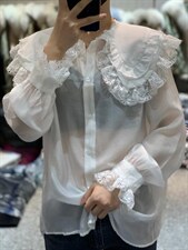 2022新款潮双层娃娃领设计感法式花边领衬衫喇叭袖，女装衬衫，L·H·X