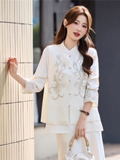 现货春装新款简约时尚重工艺钉珠减龄组合套装马甲半裙衫三件套，女装套装/套裙，韩美纤衣