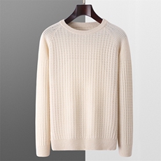 时尚百搭男士羊毛衫高级感小方格圆领毛衣秋冬必备保暖针织衫男装，男装羊毛衫，冬季工坊