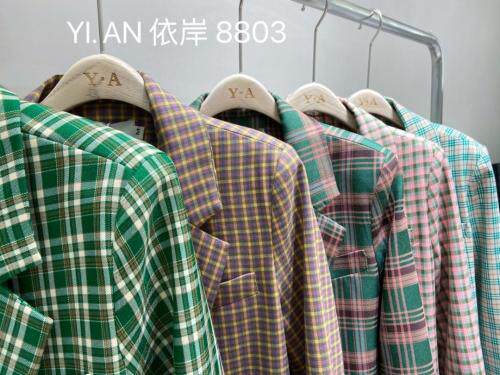 休闲西装，女装西装，依岸