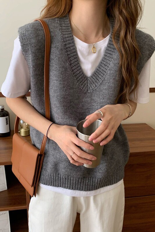 纯毛粗针女士秋冬V领马甲纯色简约,女装马甲,洁纯羊绒