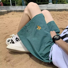 绿色