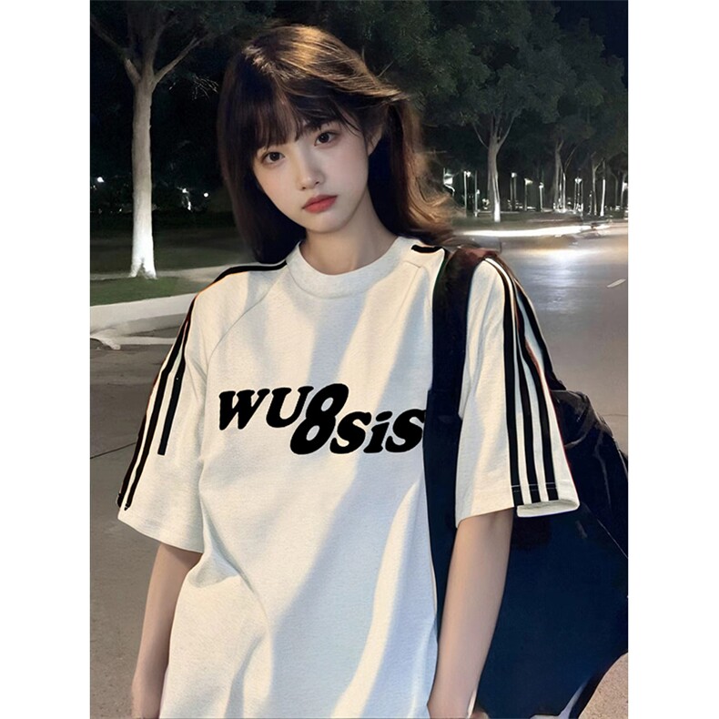 抖音得物高品质二开240克宽松纯棉美式潮牌三条杠织带短袖T恤图片