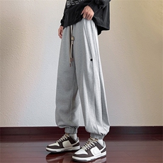 灰色