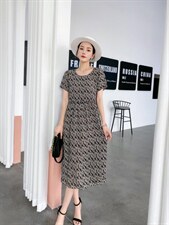 【现货】夏季新款韩版宽松显瘦碎花连衣裙，女装连衣裙，名怡