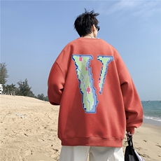 藕粉色