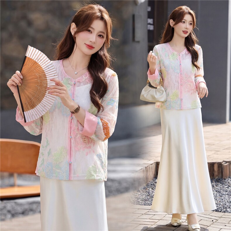 主推现货重工艺新款新中式春提花上衣设计感时尚半裙减龄两件套，女装套装/套裙，韩美纤衣
