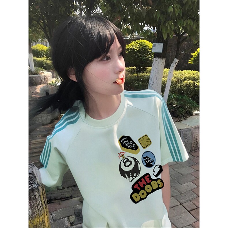 抖音得物品质二开240克宽松纯棉美式潮牌印花三条杠中性风短袖T恤,男装T恤,电商A486