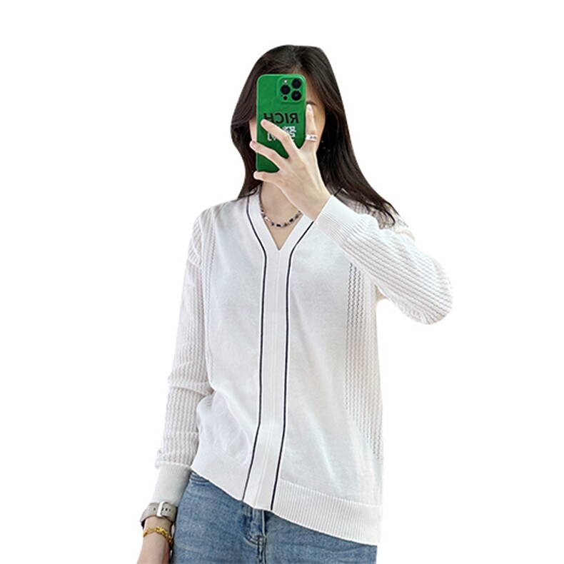 小香风V领烫钻羊毛针织衫女2025秋新款设计感小众气质打底衫上衣,针织衫/毛衣,鹏源羊绒