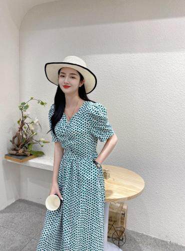 夏季新款，碎花连衣裙，女装连衣裙，依林彩格