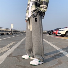灰色