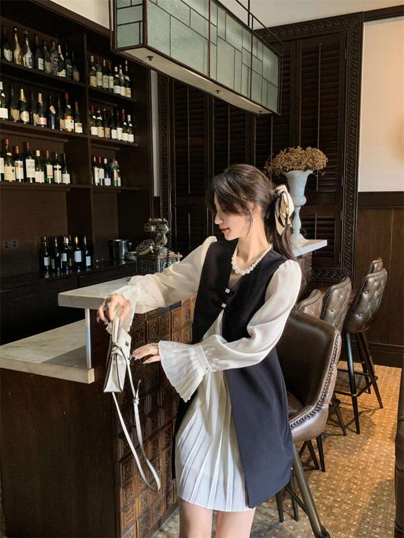 秋季新款假两件A版气质连衣裙，女装连衣裙，M.W 嫚维