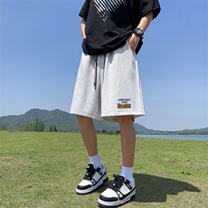 浅灰色