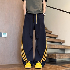 藏青色