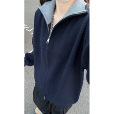 藏青色