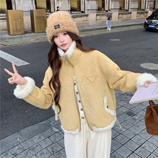 黄色皮毛一体羊羔毛外套2D014-10033-P195-K288，女装短外套，2D014