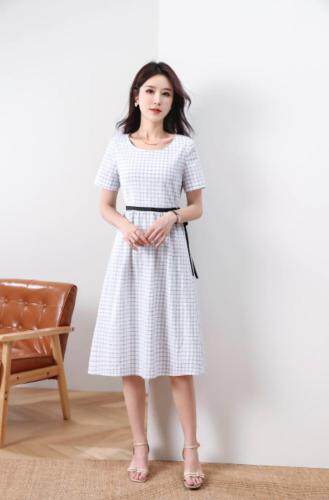 麻料风冰丝格连衣裙，女装连衣裙，叠彩服饰