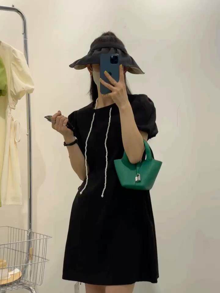 欧货同款配珍珠项链连衣裙，女装连衣裙，玩美