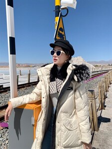 大毛领羽绒服 长款腰带款,女装羽绒服,百妹仟红