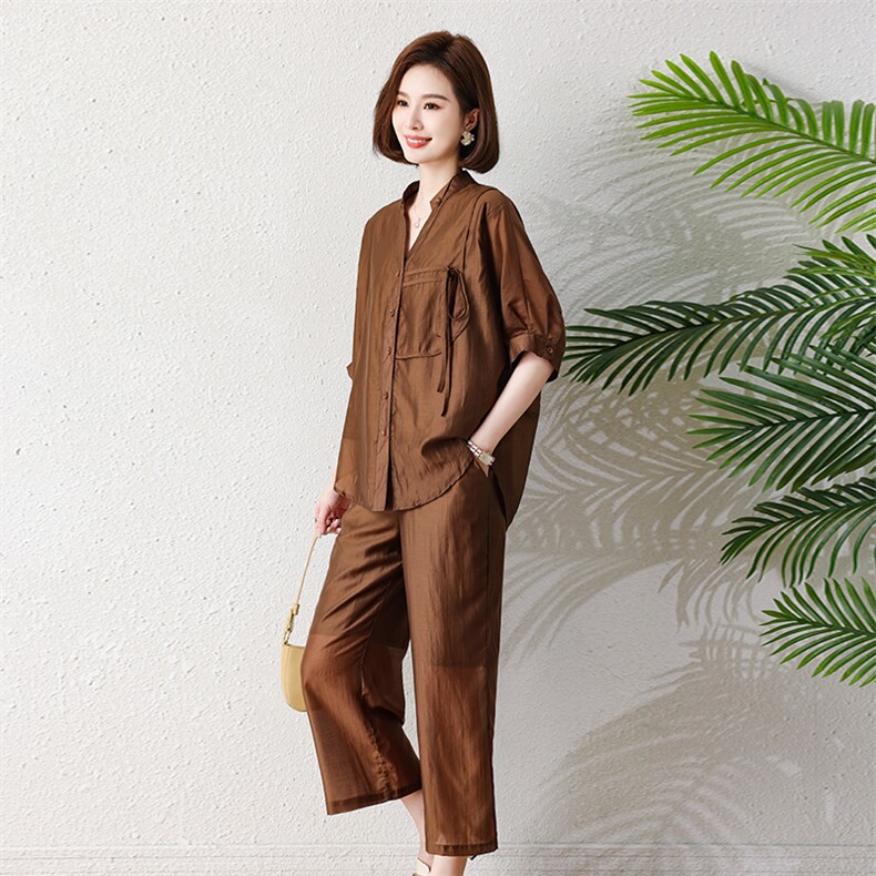 现货2023年夏季小众设计时尚休闲轻薄宽松简约短袖套装,女装套装/套裙,深水步
