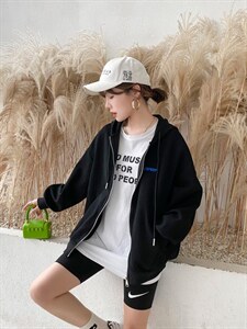 后背刺绣外套图片