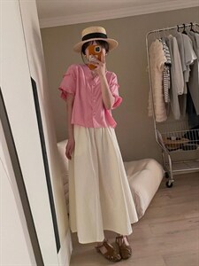 夏季新款现货，木耳边小衫图片