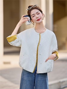 2026春秋撞色花边短外套女圆领提花宽松洋气中年妈妈休闲夹克上衣图片