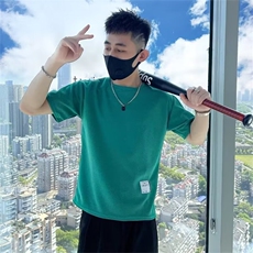 绿色