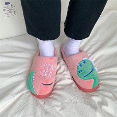 粉红色