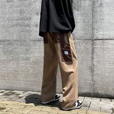 卡其色