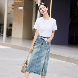 现货淑女浅色开叉牛仔半身裙2025夏季新款花朵链条韩版A字包臀裙图片