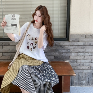 韩系穿搭一整套女2025夏新款时尚休闲短袖上衣不规则半身裙两件套图片