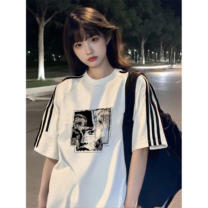 抖音得物高品质二开240克宽松纯棉美式潮牌三条杠织带短袖T恤图片
