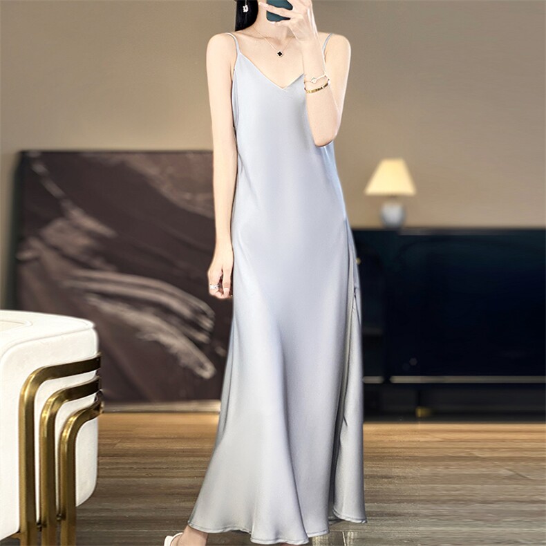优雅气质真丝缎面吊带连衣裙女夏薄款内搭2025新款打底长款裙子,女装连衣裙,暖习羊绒