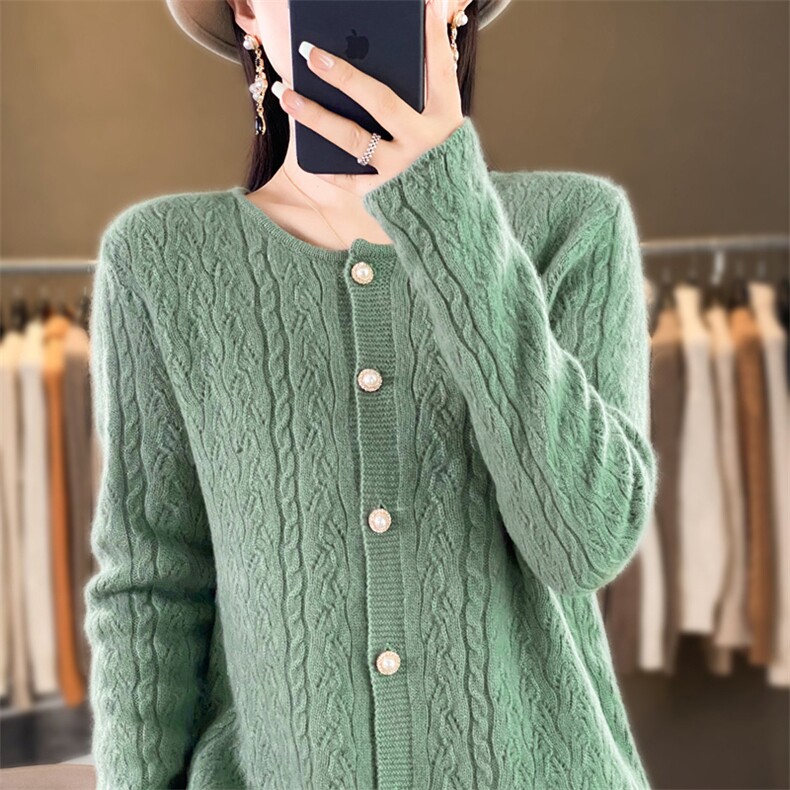 时尚加大码宽松显瘦纯色羊毛开衫女秋冬新款长袖针织衫外套,女装羊毛衫,鑫源羊绒