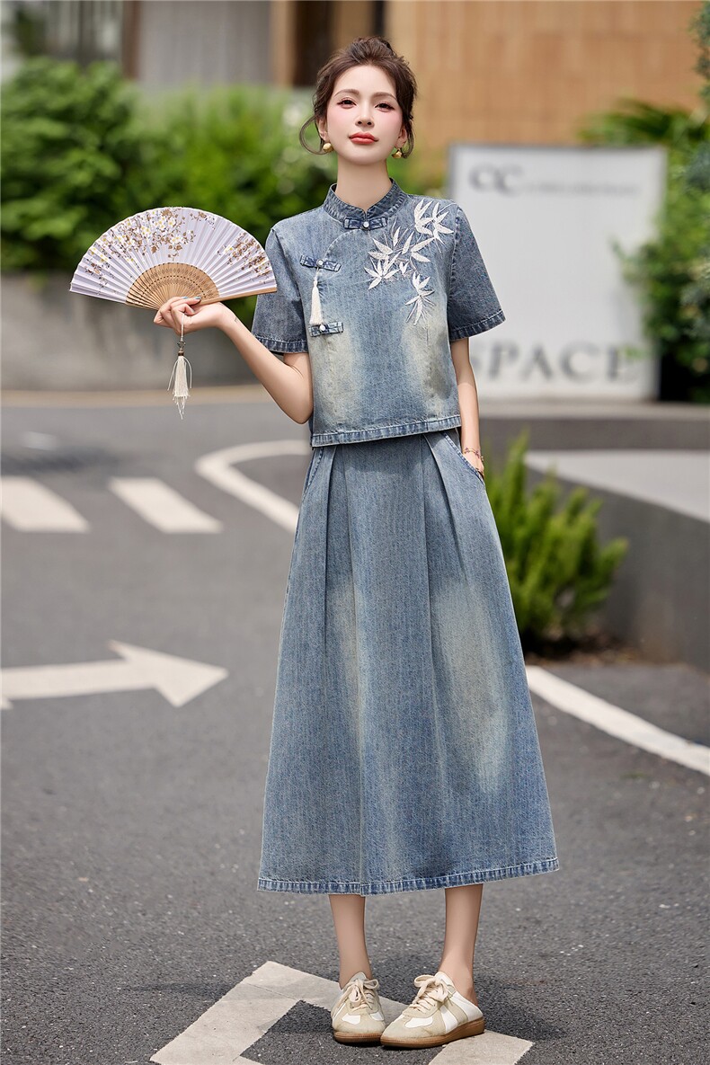 现货2026年夏季新款女装时尚气质新中式牛仔套装裙,女装套装/套裙,关键词