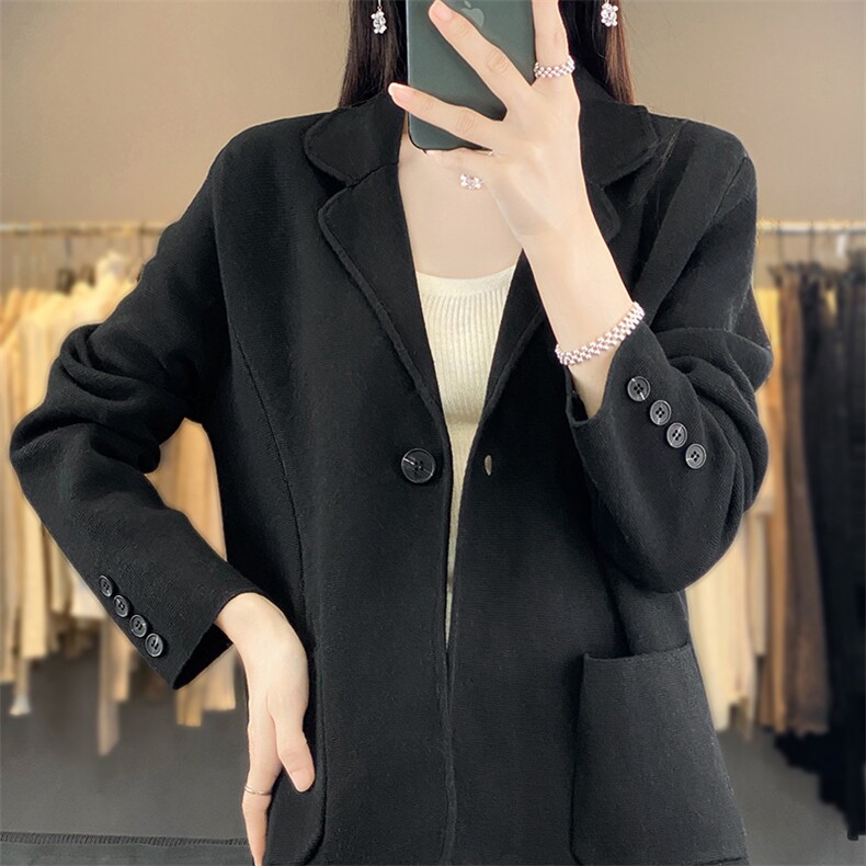 春季新款精纺羊毛针织开衫女西装领一粒扣带兜上衣宽松休闲外套,女装西装,森墨