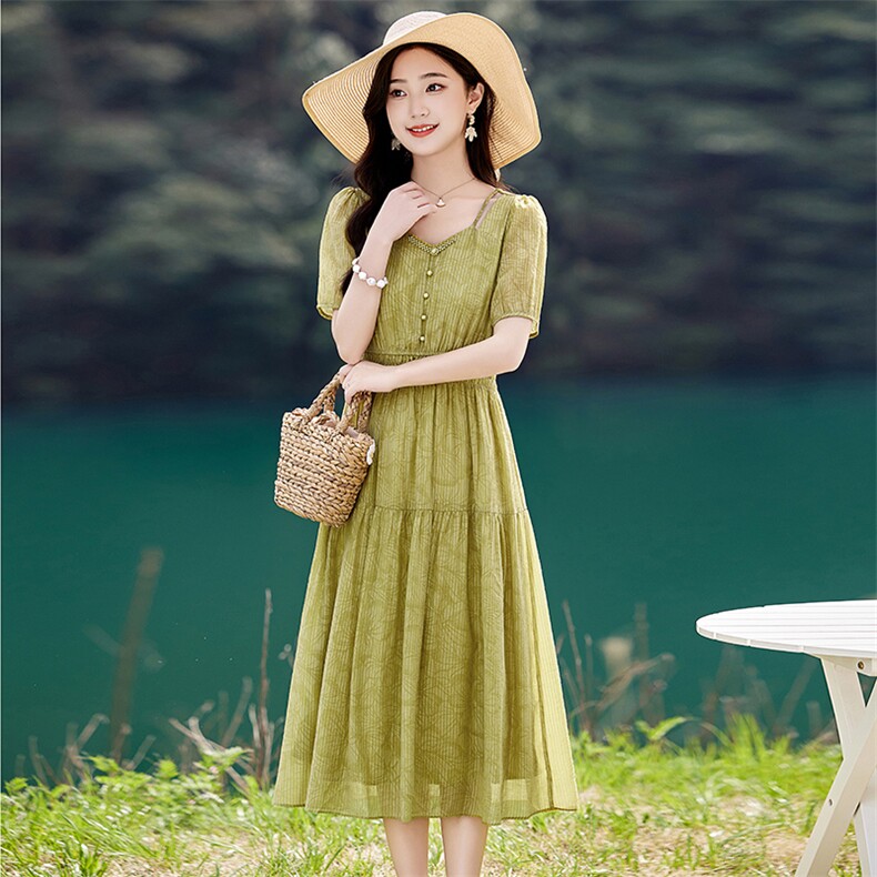 霄尚天丝新款连衣裙时尚气质显瘦收腰绿色裙子,女装连衣裙,魅丽静蓝