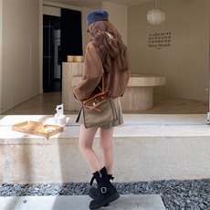 焦糖色设计款抽绳连帽短款外套女2025秋季新款慵懒高级感宽松外套，女装短外套，浪娴服饰