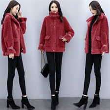 2025新款颗粒绒爱美利时尚气质皮毛一体韩版立领纯色羊毛外套，女装毛呢外套，媚琳依坊