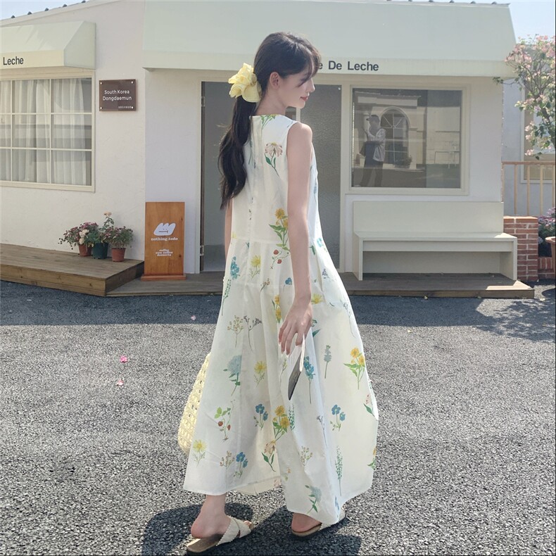 法式俏皮减龄印花连衣裙女2025夏季新款休闲超好看甜美初恋背心裙,女装连衣裙,2C159