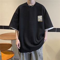 黑色