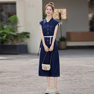 独特漂亮蕾丝拼接无袖牛仔连衣裙女2025夏季新款气质收腰显瘦裙子图片