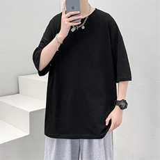 黑色